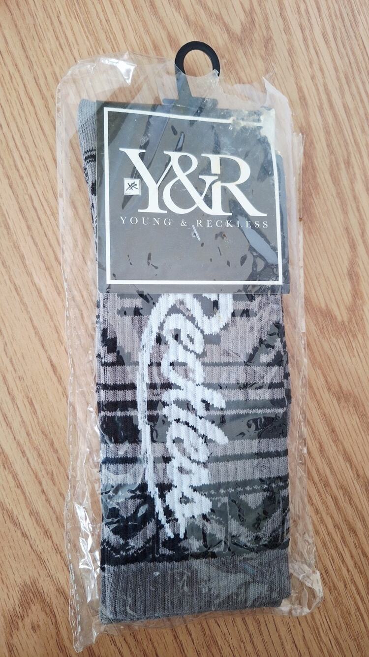 RARE VAULTED Young & Reckless Socks NIP Grey Geometric Archival YR Streetwear